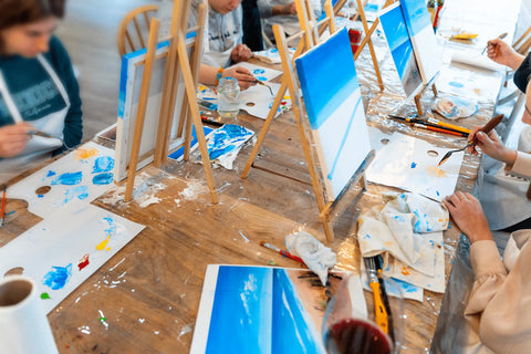Cumpleaños creativos en Santander: cómo organizar una celebración con cerámica o pintura