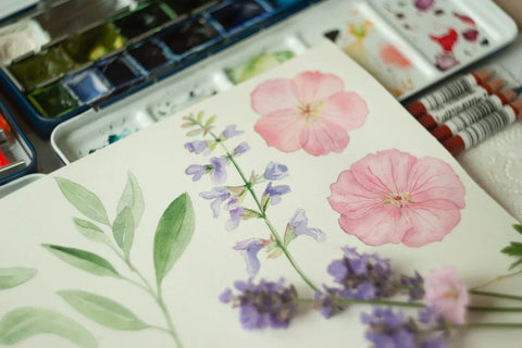 Cómo pintar flores con acuarela: técnicas fáciles y efectos increíbles.